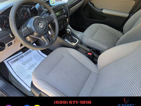 Used 2013 Volkswagen Jetta Sedan FWD image 11
