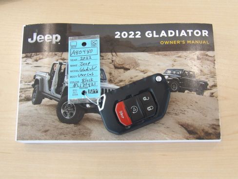 Used 2022 Jeep Gladiator Sport AWD/4WD image 35