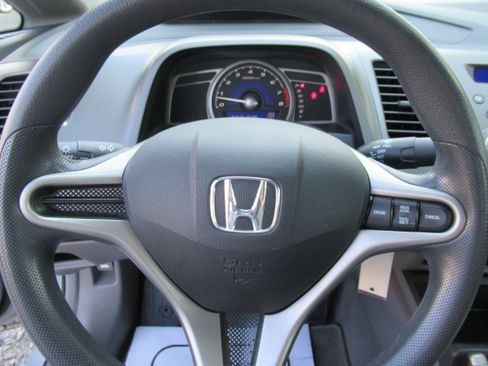 Used 2010 Honda Civic LX Sedan image 11