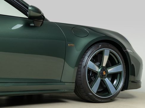 Used 2023 Porsche 911 Sport Classic image 57