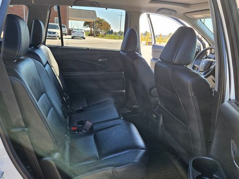 Used 2022 Honda Pilot Special Edition image 16