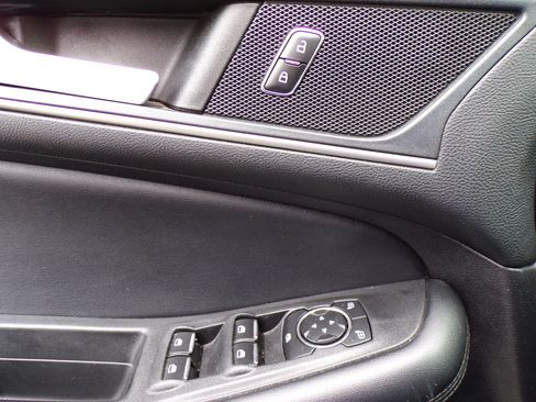 Used 2021 Ford Edge SEL image 12