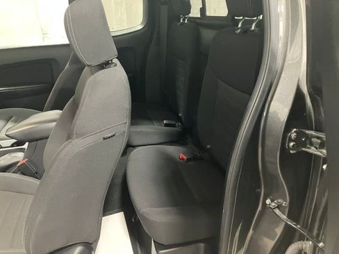 Used 2019 Ford Ranger XLT image 17