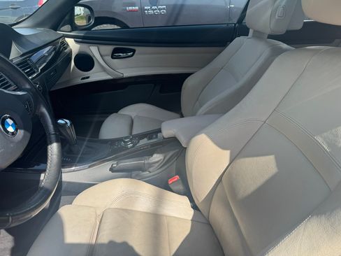 Used 2011 BMW 328i Convertible RWD image 5