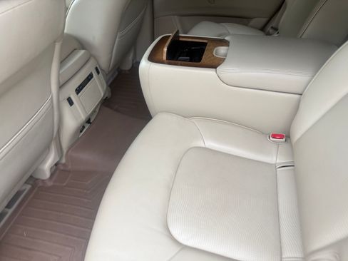 Used 2014 INFINITI QX80 4WD image 5