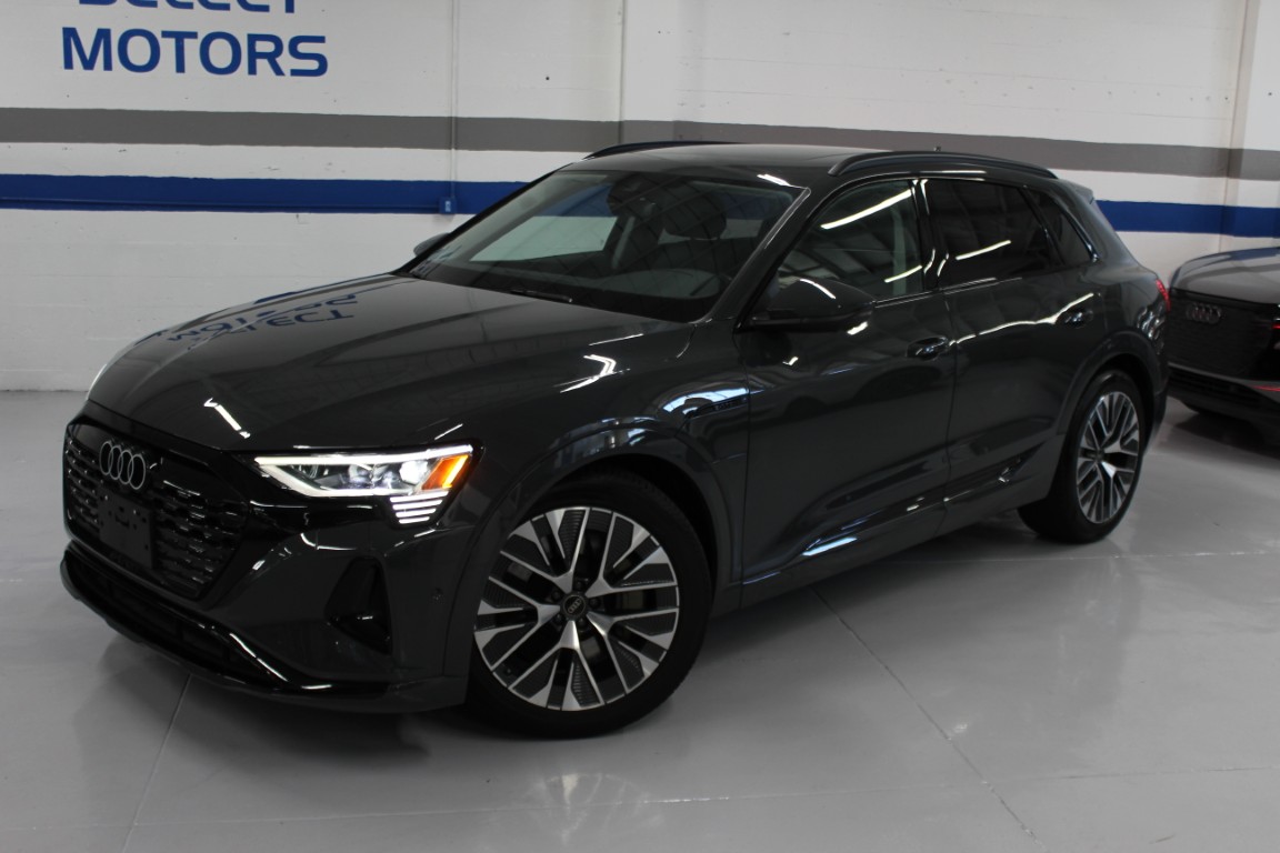 Used 2024 Audi Q8 e-tron Premium Plus AWD/4WD image 3