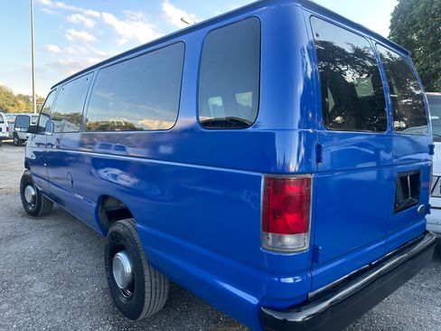 Used 2004 Ford E-350 and Econoline 350 XLT image 11