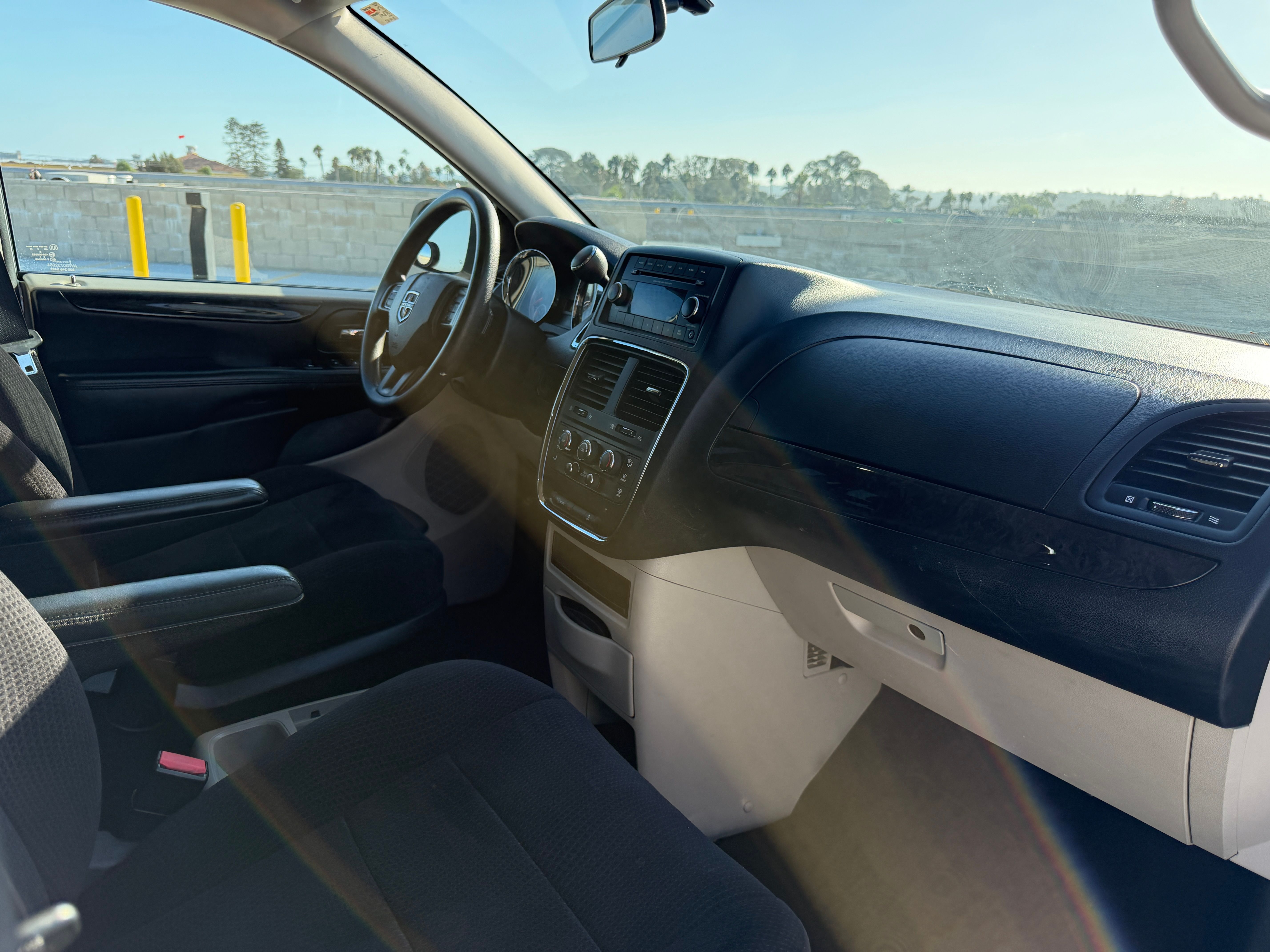 Used 2014 Dodge Grand Caravan UNAVAIL FWD image 38