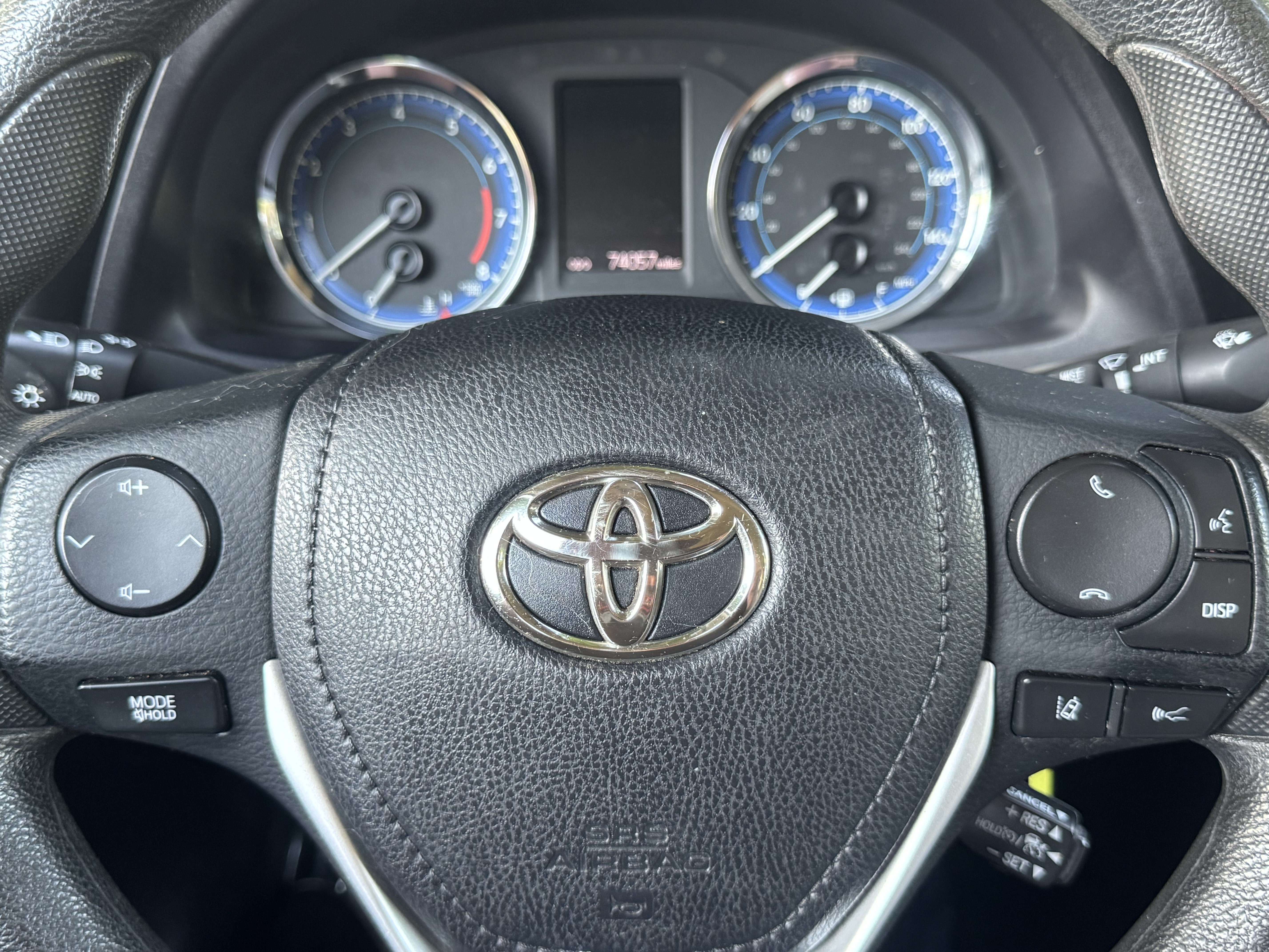 Used 2018 Toyota Corolla Sedan w/ LE Premium Package FWD image 5