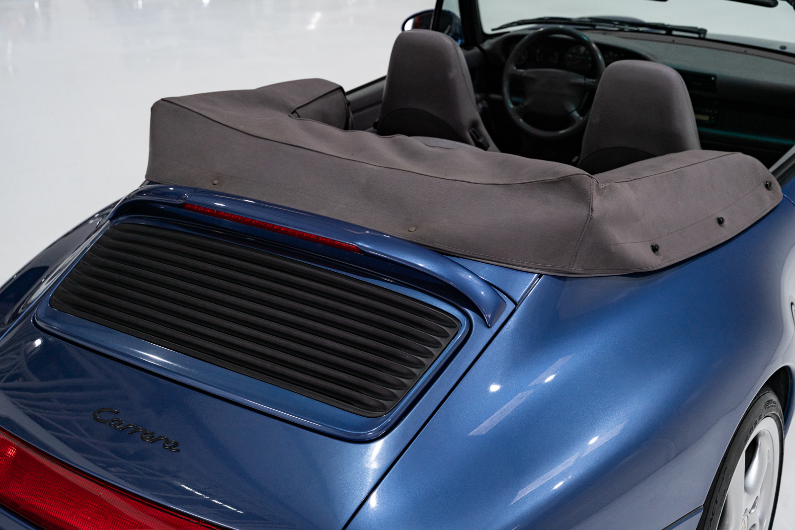 Used 1997 Porsche 911 Carrera Cabriolet RWD image 56