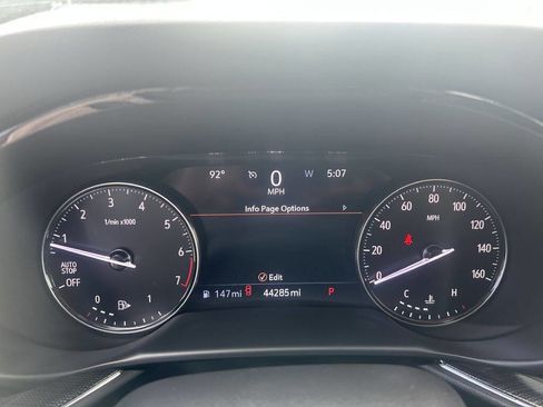 Used 2021 Buick Envision Essence image 18