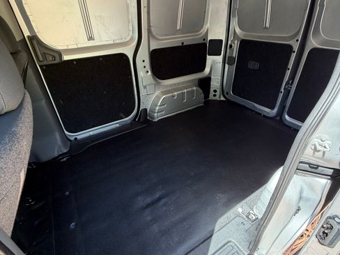 Used 2017 Nissan NV200 SV Van 4D FWD image 8