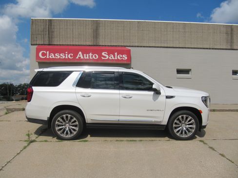 Used 2021 GMC Yukon 4WD Denali image 8