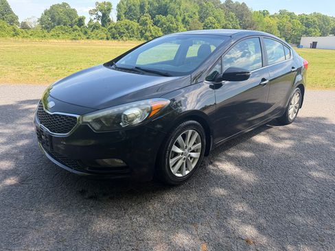 Used 2014 Kia Forte EX image 7