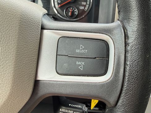 Used 2009 Dodge Ram 1500 Truck SLT image 15