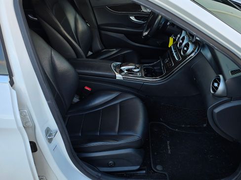 Used 2015 Mercedes-Benz C 300 Sport image 11