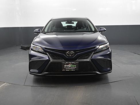 Used 2022 Toyota Camry SE image 8