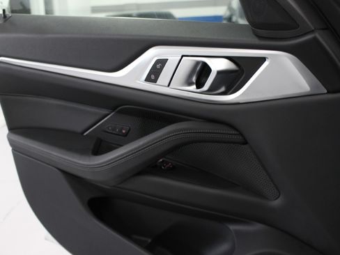 Used 2024 BMW i4 eDrive40 image 29