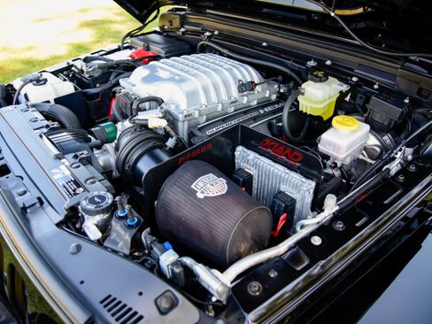 Used 2020 Jeep Wrangler Unlimited Rubicon 392 image 28