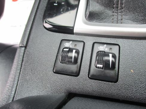 Used 2018 Toyota Highlander XLE image 36