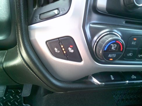 Used 2017 GMC Sierra 1500 SLE AWD/4WD image 18