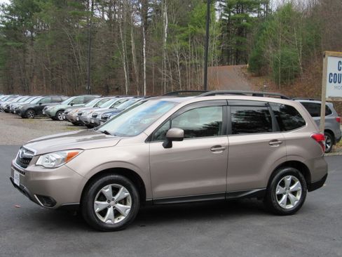 Used 2014 Subaru Forester 2.5i Premium image 2