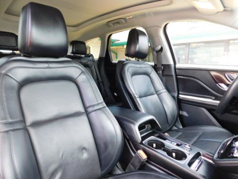 Used 2022 Lincoln Corsair FWD Reserve image 21