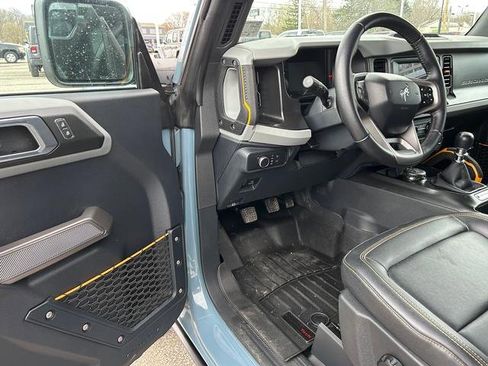 Used 2022 Ford Bronco Badlands image 8