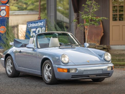 Used 1992 Porsche 911 Cabriolet image 2