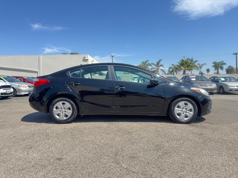 Used 2015 Kia Forte LX Sedan FWD image 10