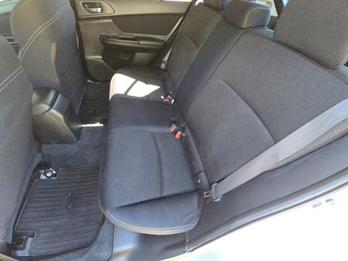 Used 2013 Subaru XV Crosstrek 2.0i Premium image 16