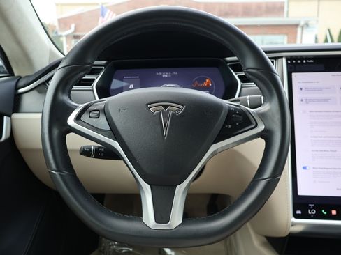 Used 2017 Tesla Model S 75D image 16