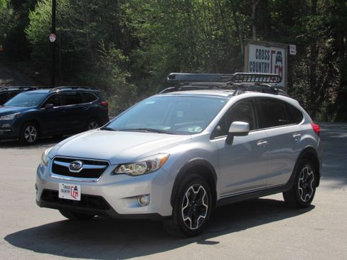 Used 2014 Subaru XV Crosstrek 2.0i Premium AWD/4WD image 1