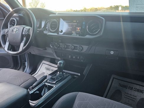 Used 2019 Toyota Tacoma image 16