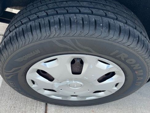 Used 2013 Ford Transit Connect XL image 22