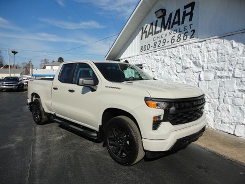 New 2026 Chevrolet Silverado 1500 Custom image 4