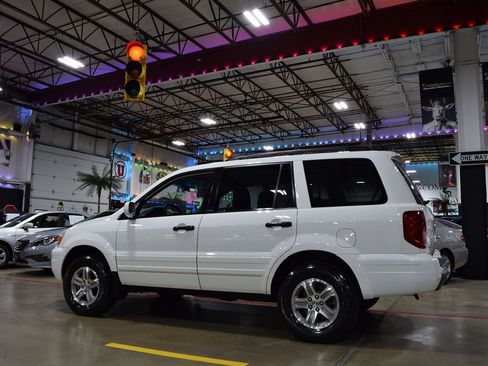 Used 2005 Honda Pilot EX image 4