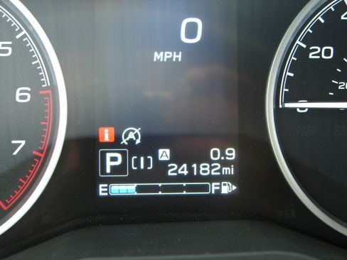 Used 2024 Subaru Forester Limited AWD/4WD image 17
