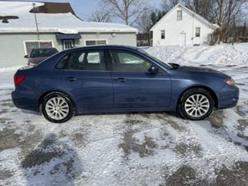 Used 2011 Subaru Impreza 2.5i Premium image 4