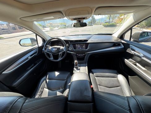 Used 2019 Cadillac XT5 Luxury image 21