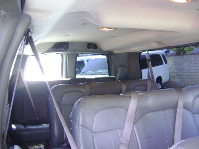 Used 2015 Chevrolet Express 3500 LS Extended Passenger RWD image 7