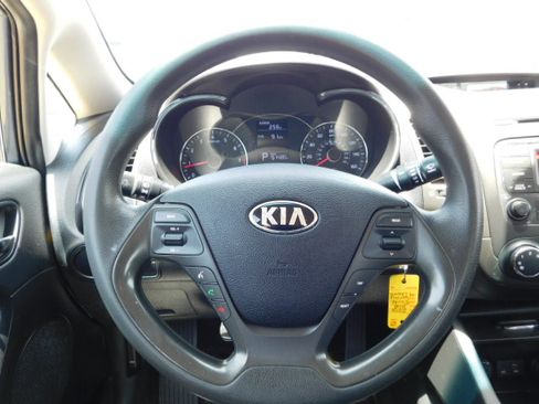 Used 2016 Kia Forte LX image 15