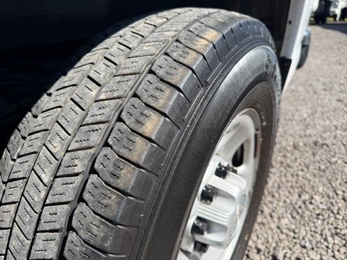 Used 2020 Chevrolet Express 3500 image 17