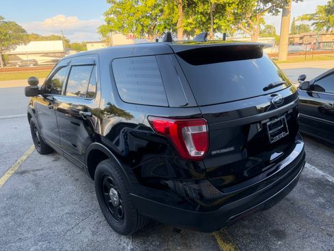 Used 2017 Ford Explorer 4WD Police Interceptor image 6