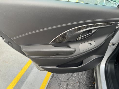 Used 2015 Buick LaCrosse UNAVAIL FWD image 11