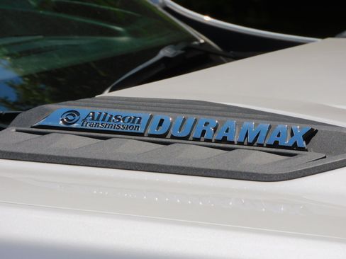 Used 2024 Chevrolet Silverado 3500 4x4 Crew Cab High Country image 19