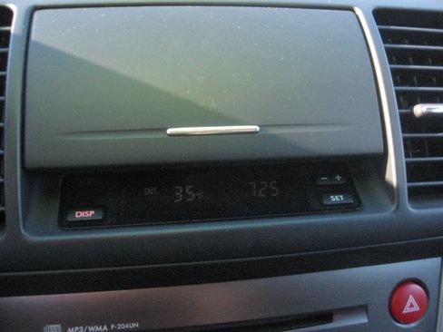 Used 2008 Subaru Outback 2.5i image 11