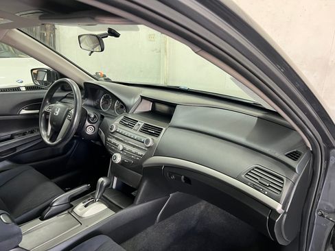 Used 2011 Honda Accord LX image 15