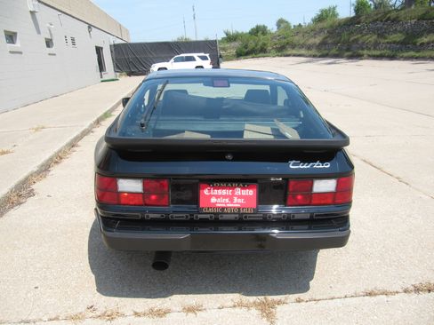 Used 1989 Porsche 944 Turbo Coupe RWD image 6