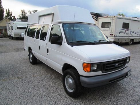 Used 2006 Ford E-350 and Econoline 350 image 1